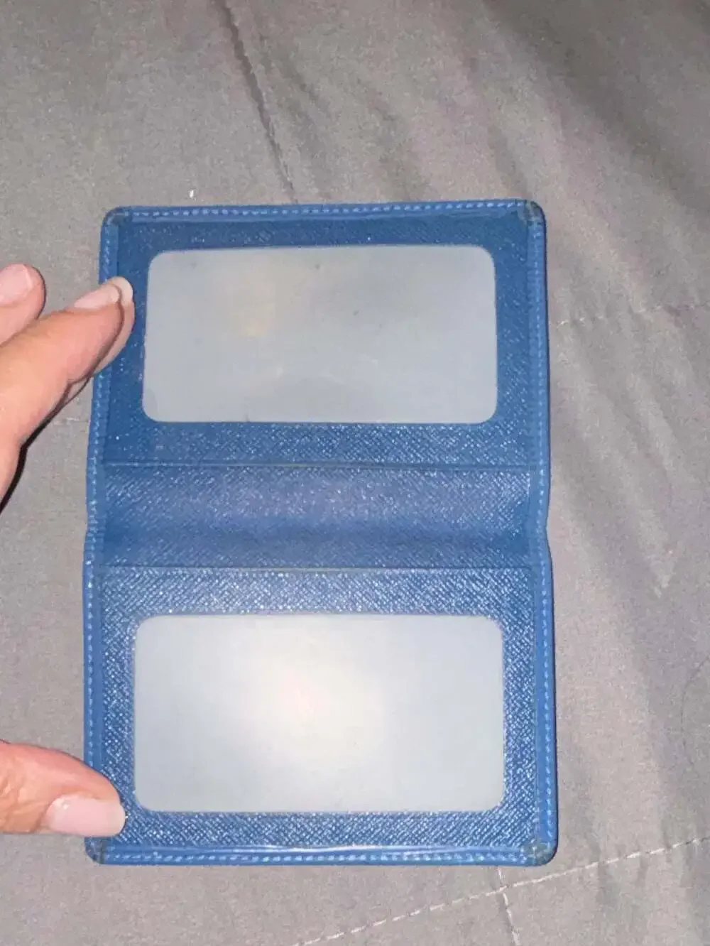 Louis Vuitton Blue Epi Leather Card Holder Wallet
